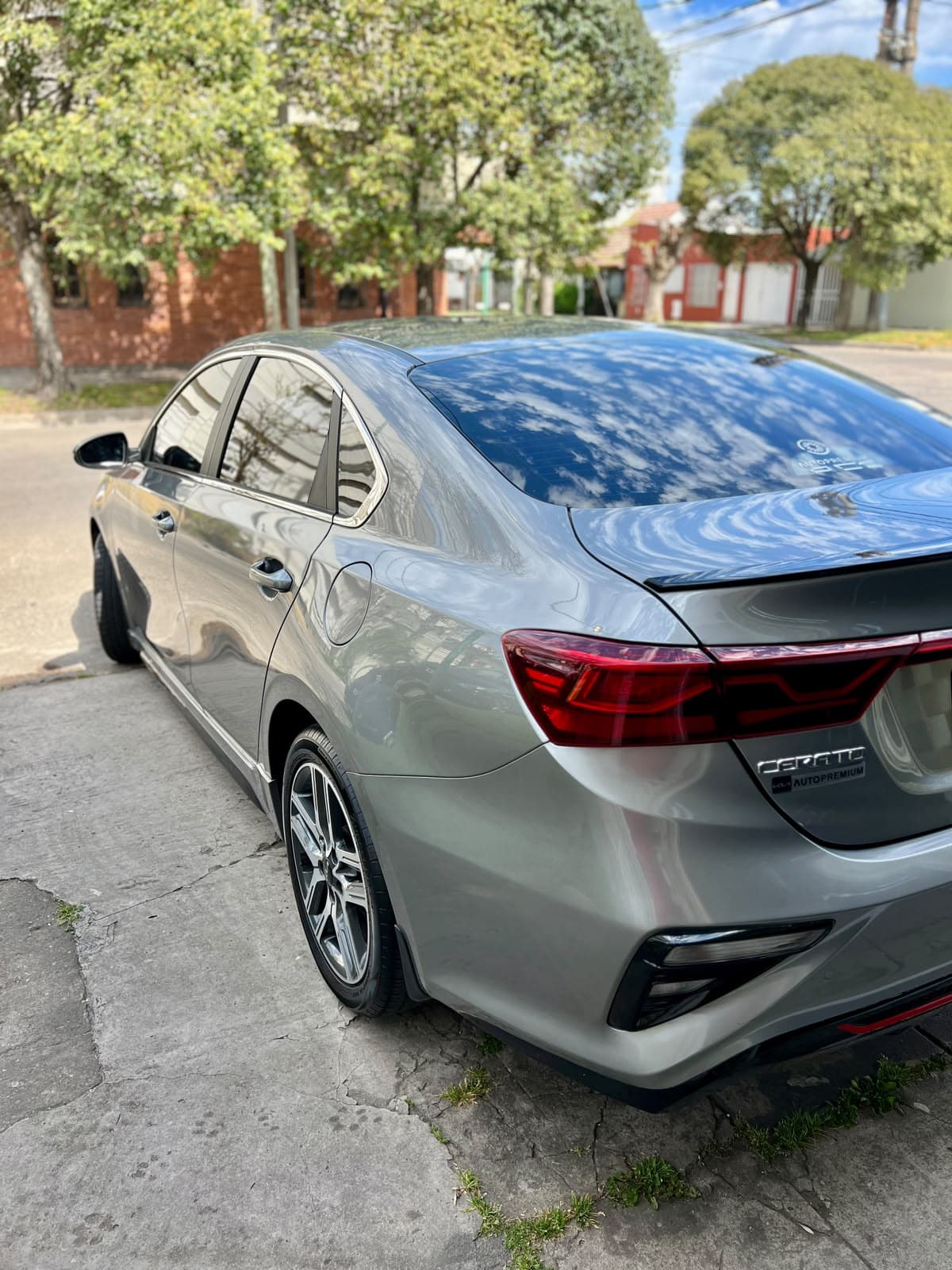 Kia Cerato SX 2.0 AT6 GT Line - foto 14