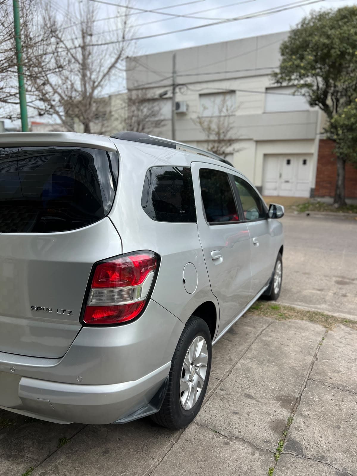 Chevrolet Spin LTZ 1.8 7 Asientos - foto 10