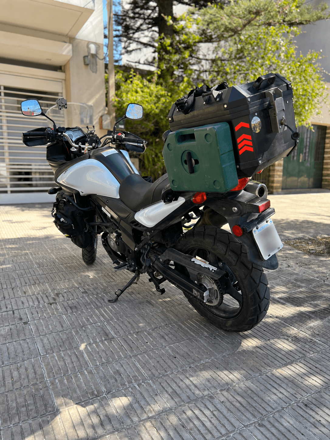 Suzuki V-Strom 650 ABS - foto 6